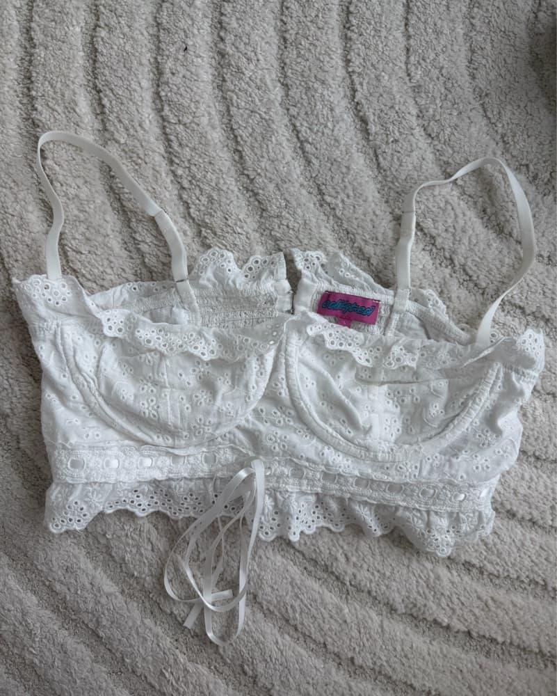 Edikted Mandy Eyelet Lace Corset Top - Image 3
