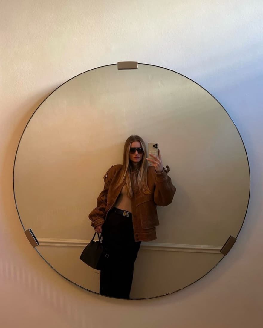 YSL Leather Jacket with Effortless Style - Image 2
