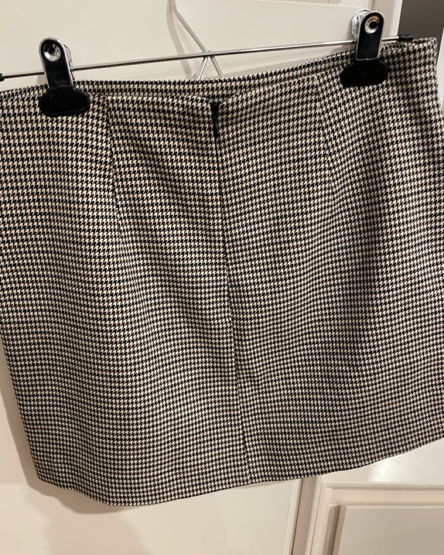 Houndstooth Short Skirt  - Image 5