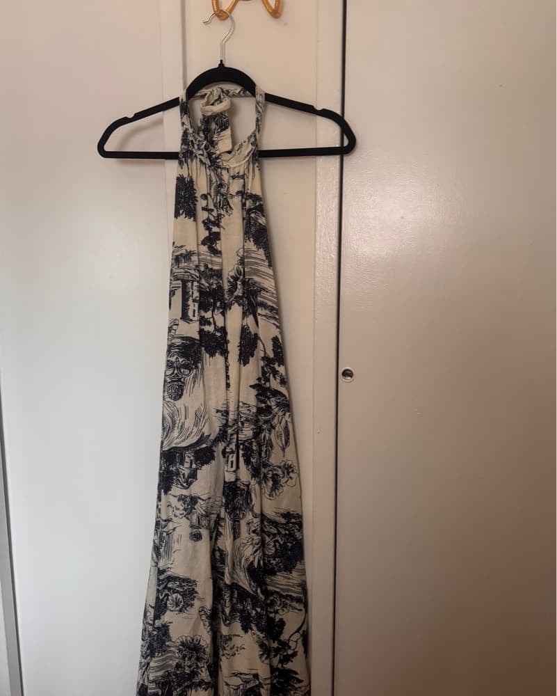 Italian Boutique Halter Dress - Image 3