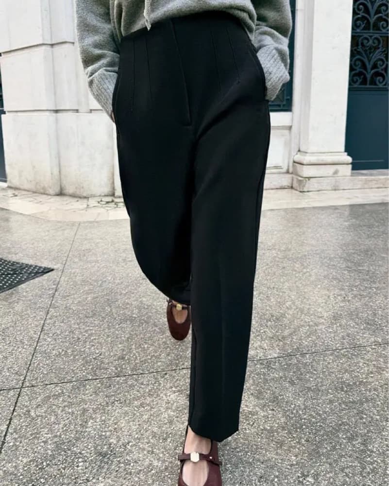 Classic Black Pants with Pleat Details - Image 1