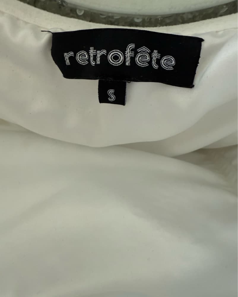White Retrofete Dress - Image 3
