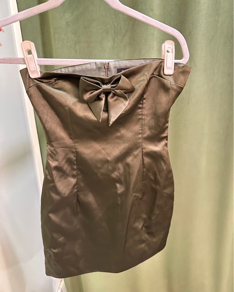 Chic Satin Bow Dress - Image 2