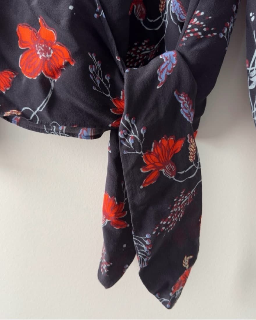 Madewell 100% Silk Floral Wrap Top - Image 5