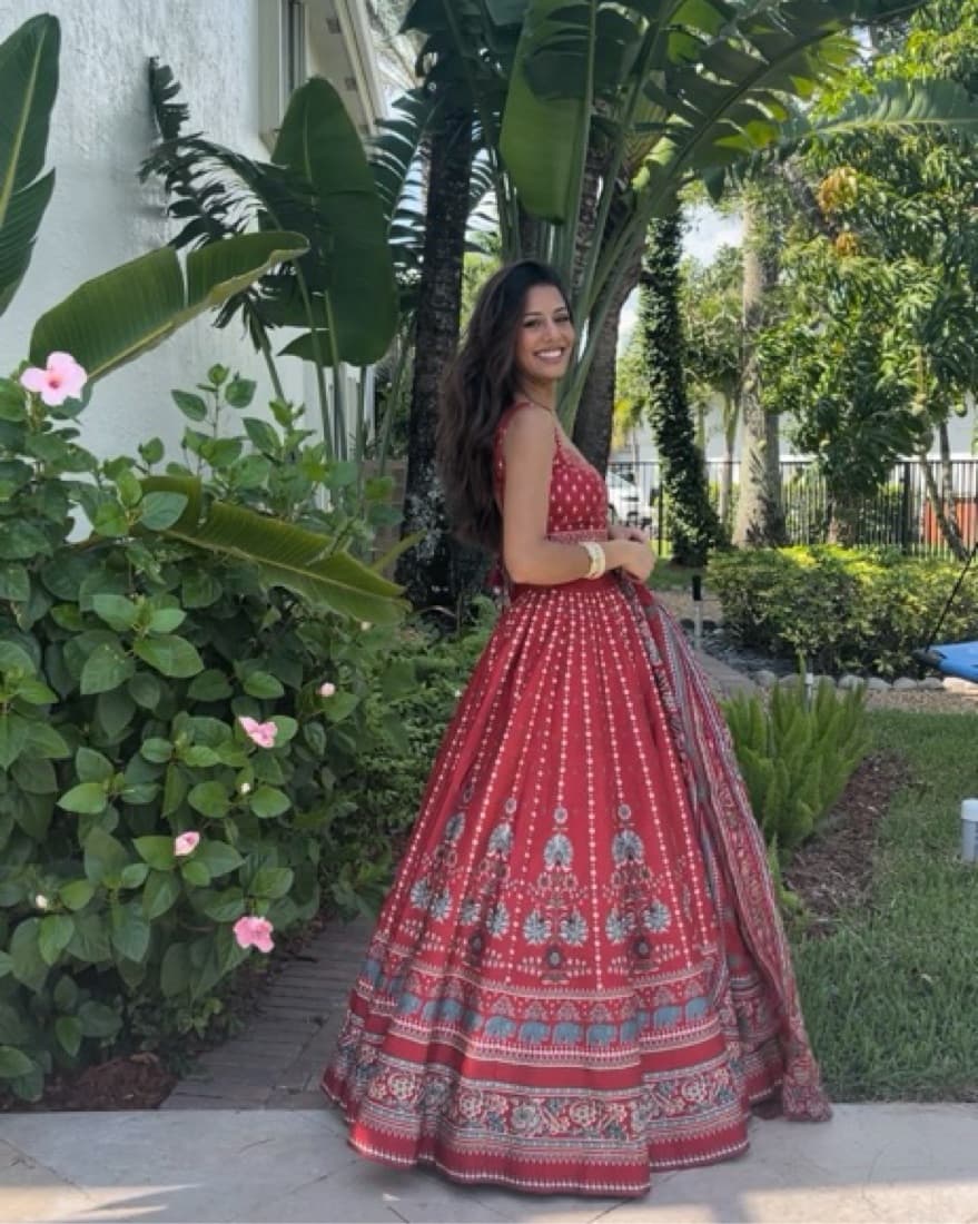 Neysa Red Lehenga - Image 2
