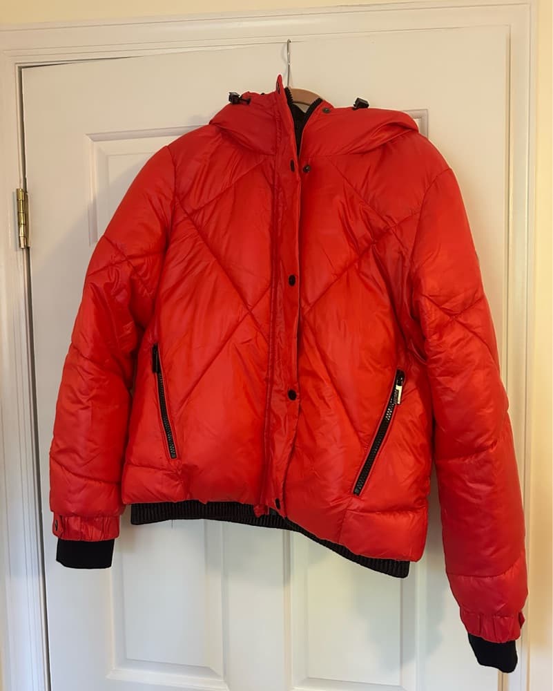 Red Guess Puffer Ski Snow Jacket - Image 2