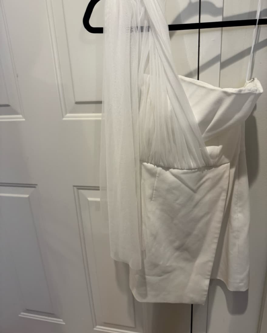 One-Shoulder White Mini Dress - Image 3