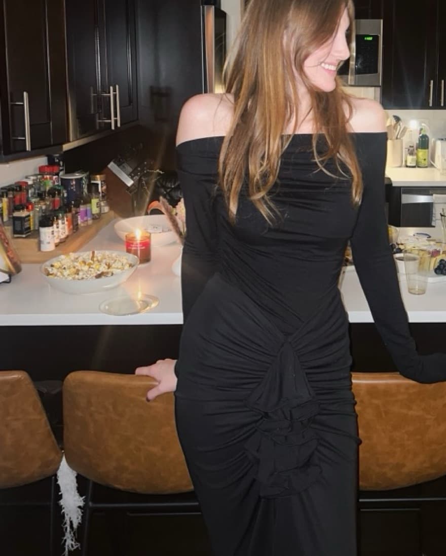 Helsa Matte Jersey Long Ruched Skirt - Image 2