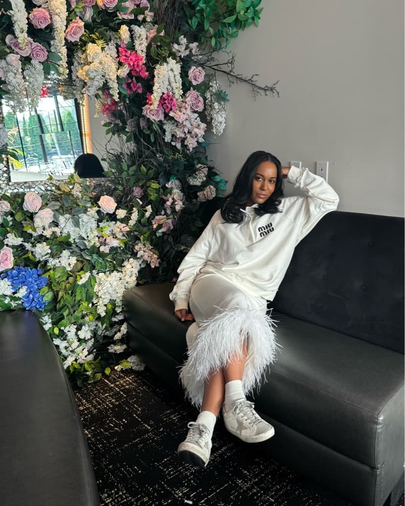 FEATHER WHITE SKIRT - Image 2