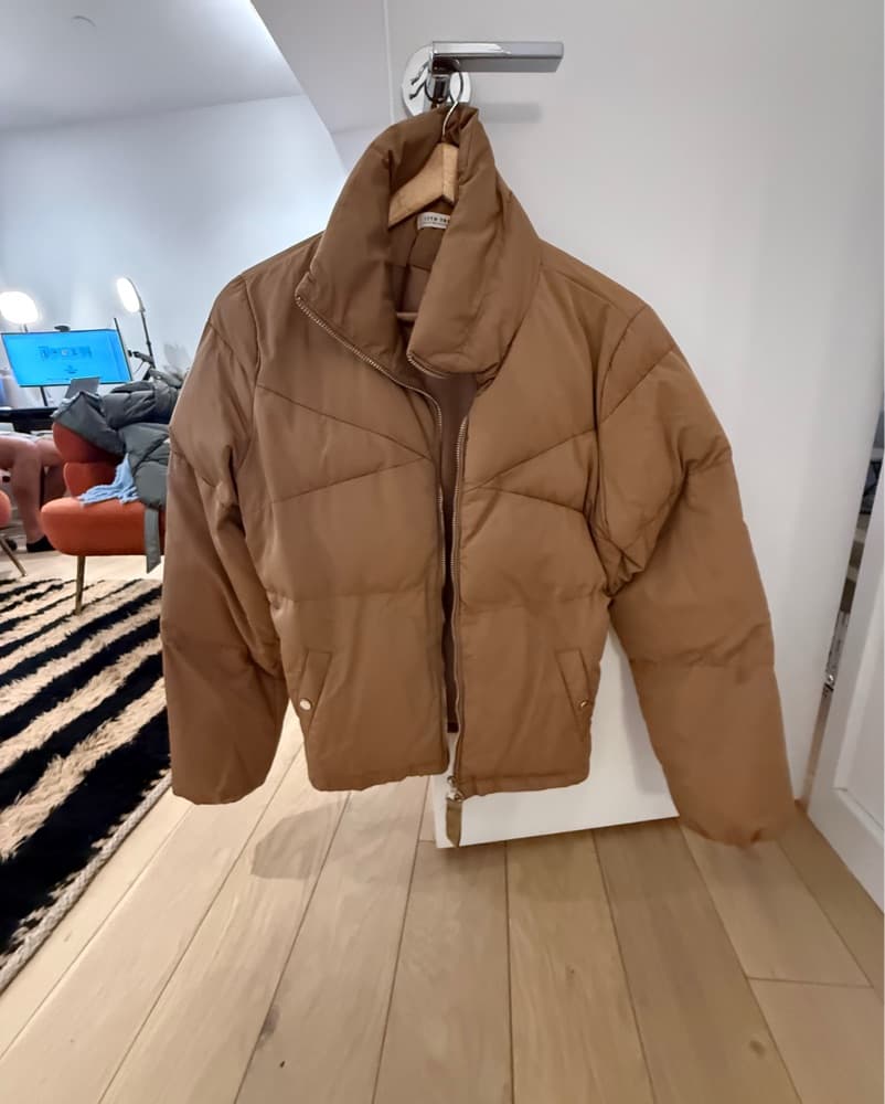 Versatile Tan Puffer Jacket - Image 2