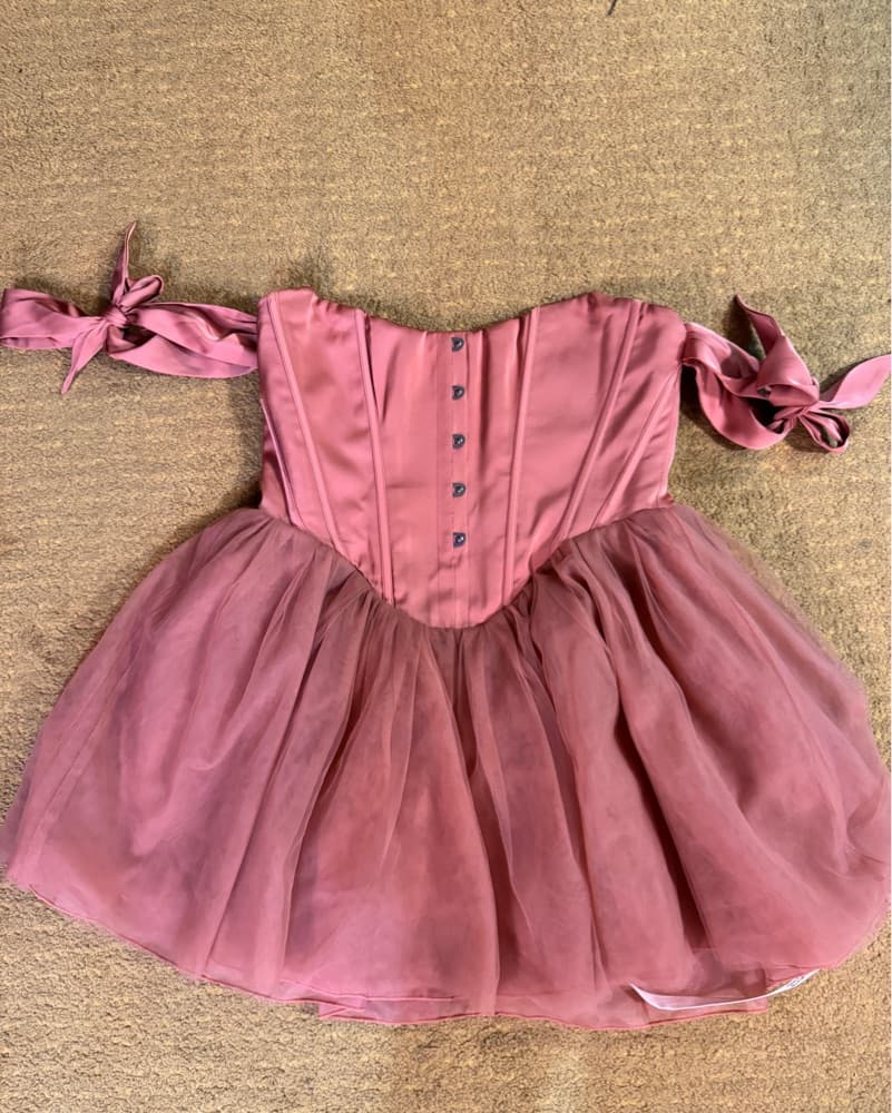 Oh Polly Reine Dress - Image 2