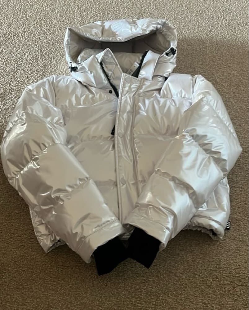 Aritzia Super Puff - Image 2