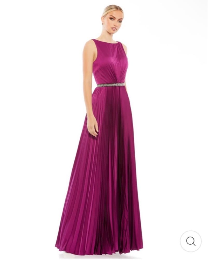 Elegant Fuchsia Pleated Gown - Image 1