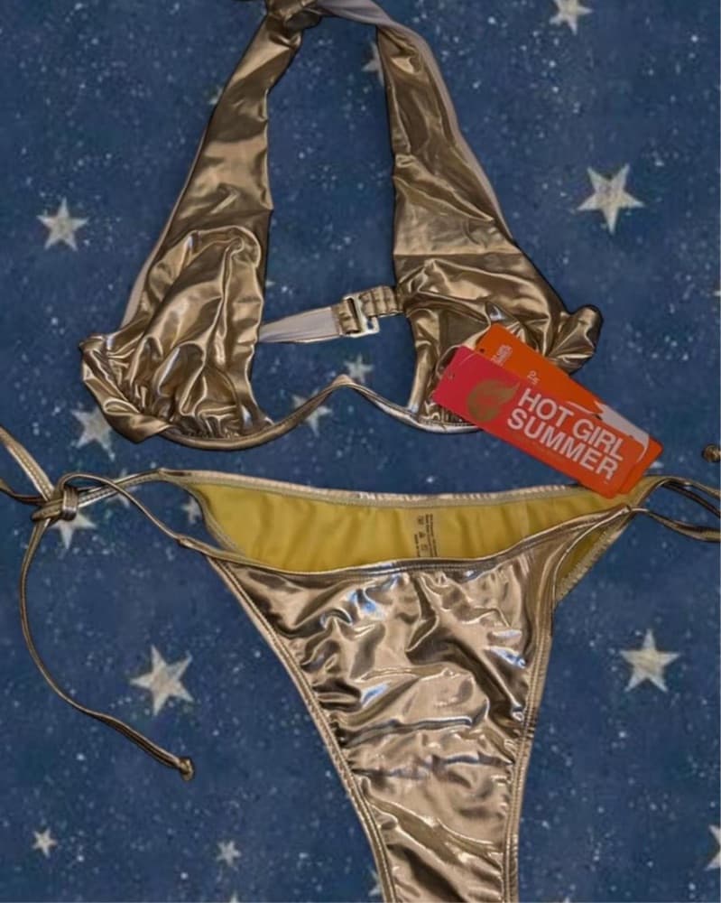 Gold bikini - Image 1