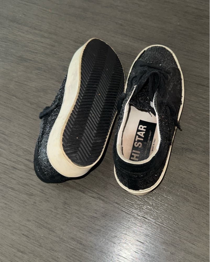 Golden Goose Sneakers - Image 4