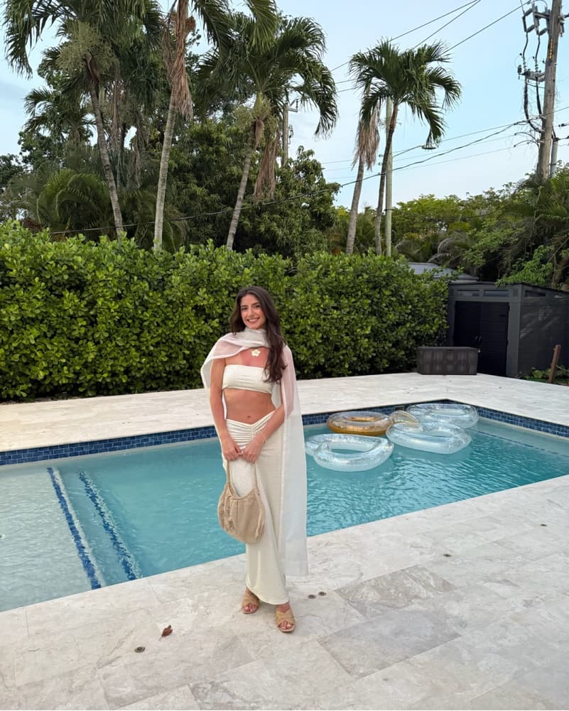 Chic Cream Midi Skirt With Tube Top Set - Image 1