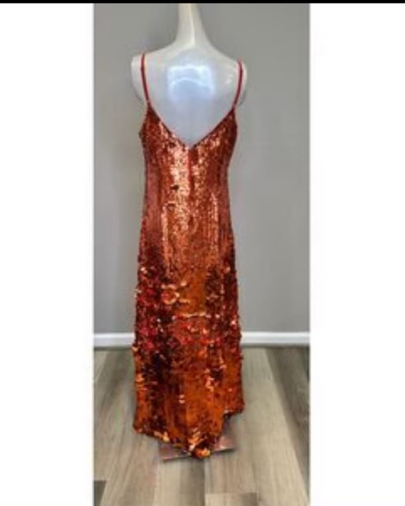 ONE33 Social The Noelle | Sequin Gown - Image 3