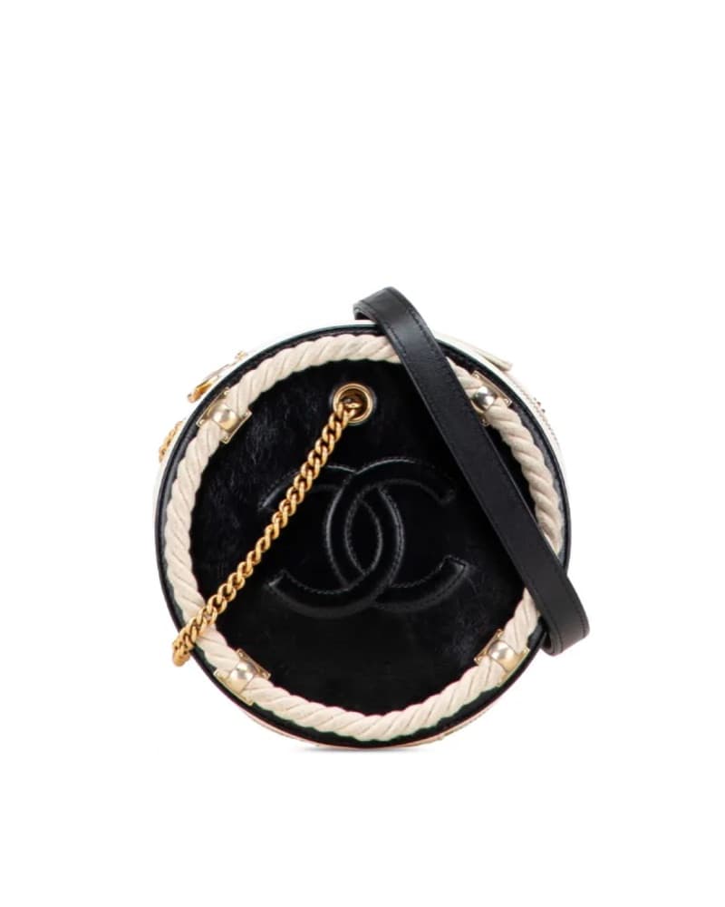 $4,500 Chanel Calfskin Black Round Bag - Image 4