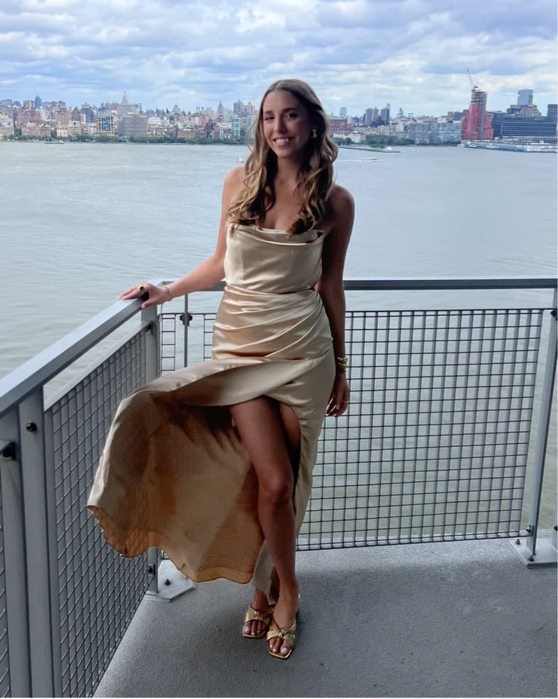 Light metallic gold gown - Image 4