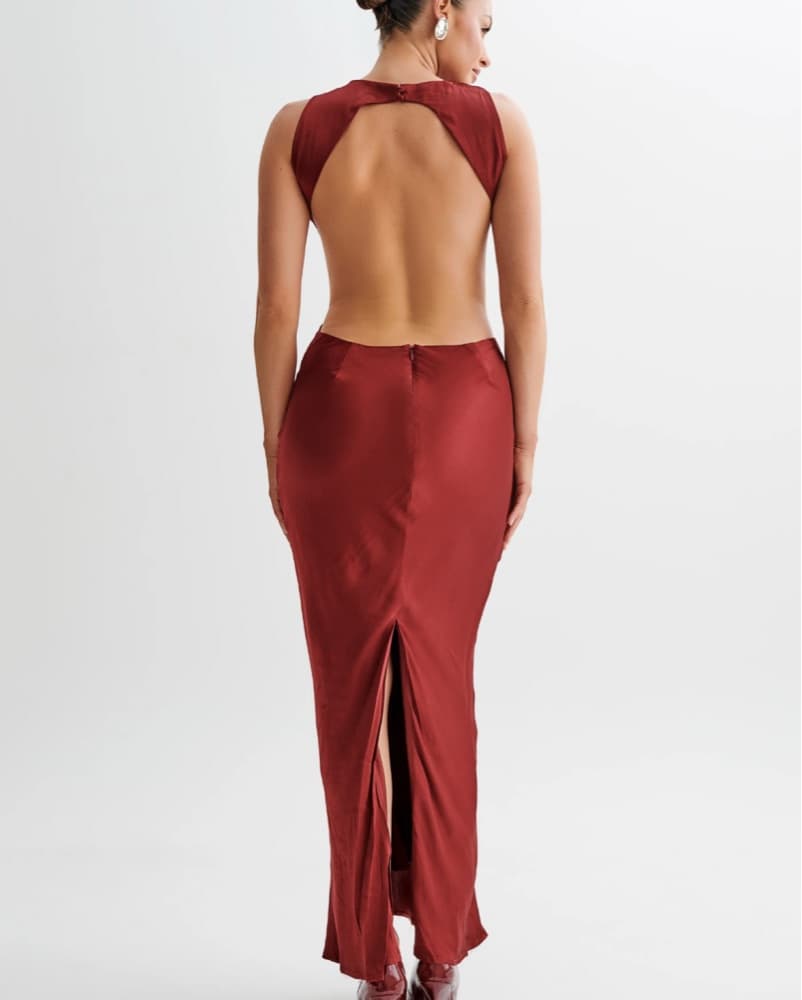 Stunning Crimson Red Backless Gown - Image 4