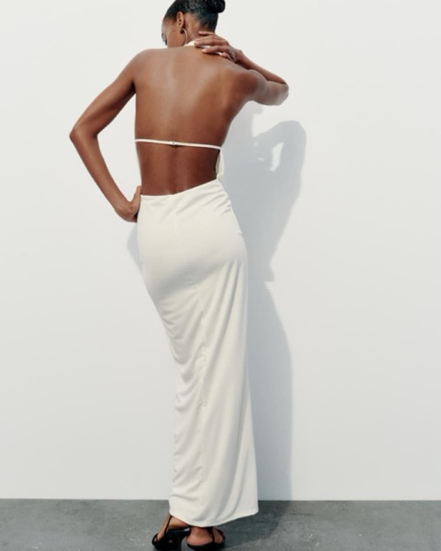 WHITE DRAPED HALTER DRESS - Image 4