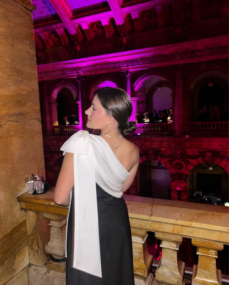 Elegant One-Shoulder Black and White Gown - Image 2