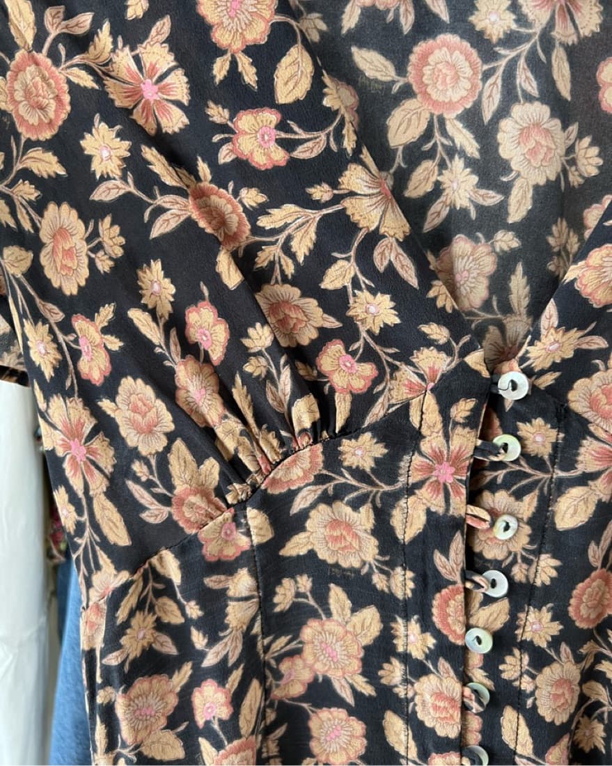 Floral Reformation Dress - Image 2