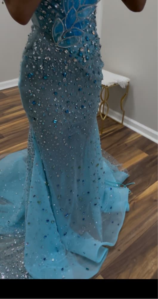 Teal/turquoise Formal Corset Gown! - Image 2