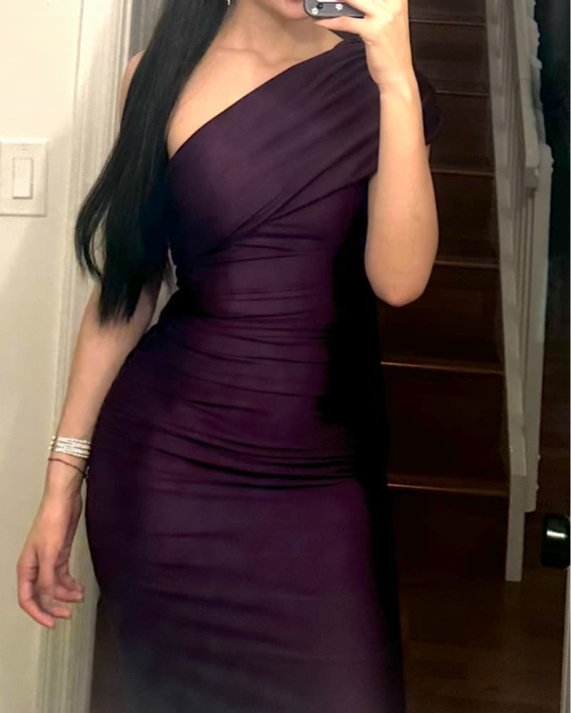 Stunning One-Shoulder Purple Gown - Image 3