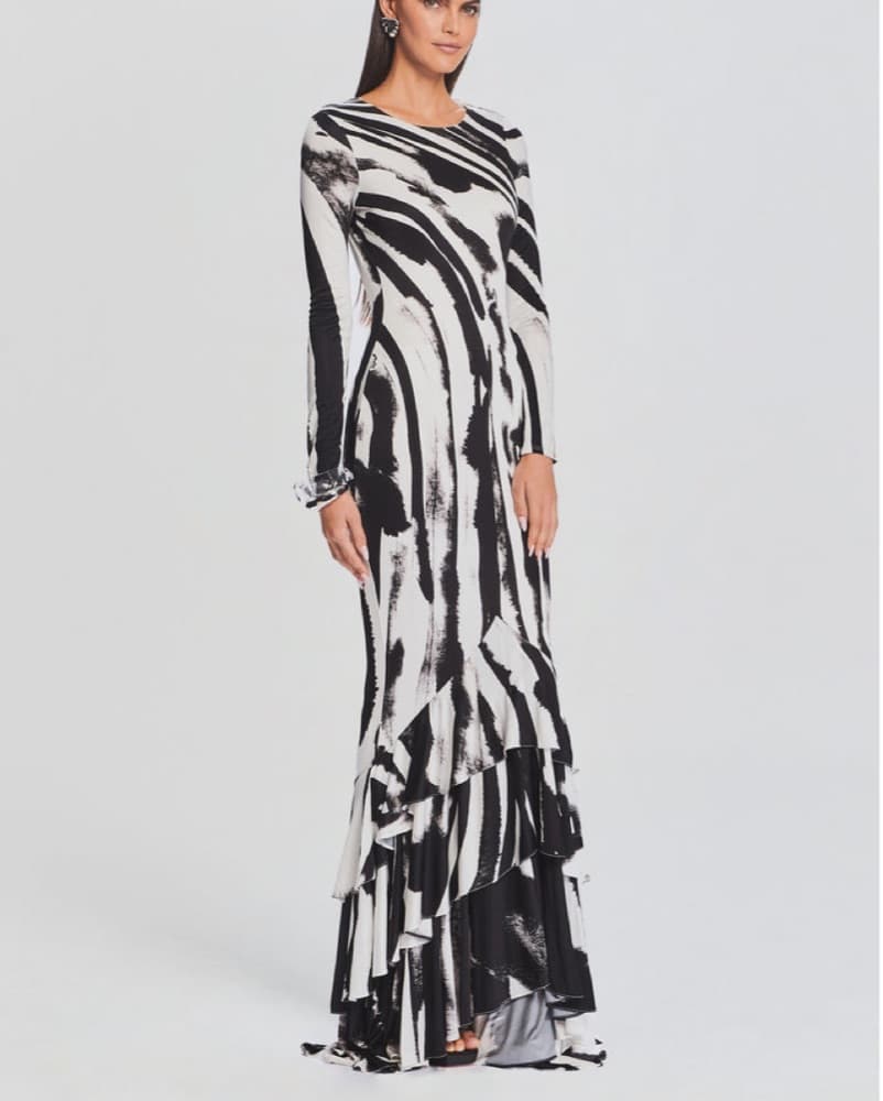 Black & White Red Carpet Gown - Image 4