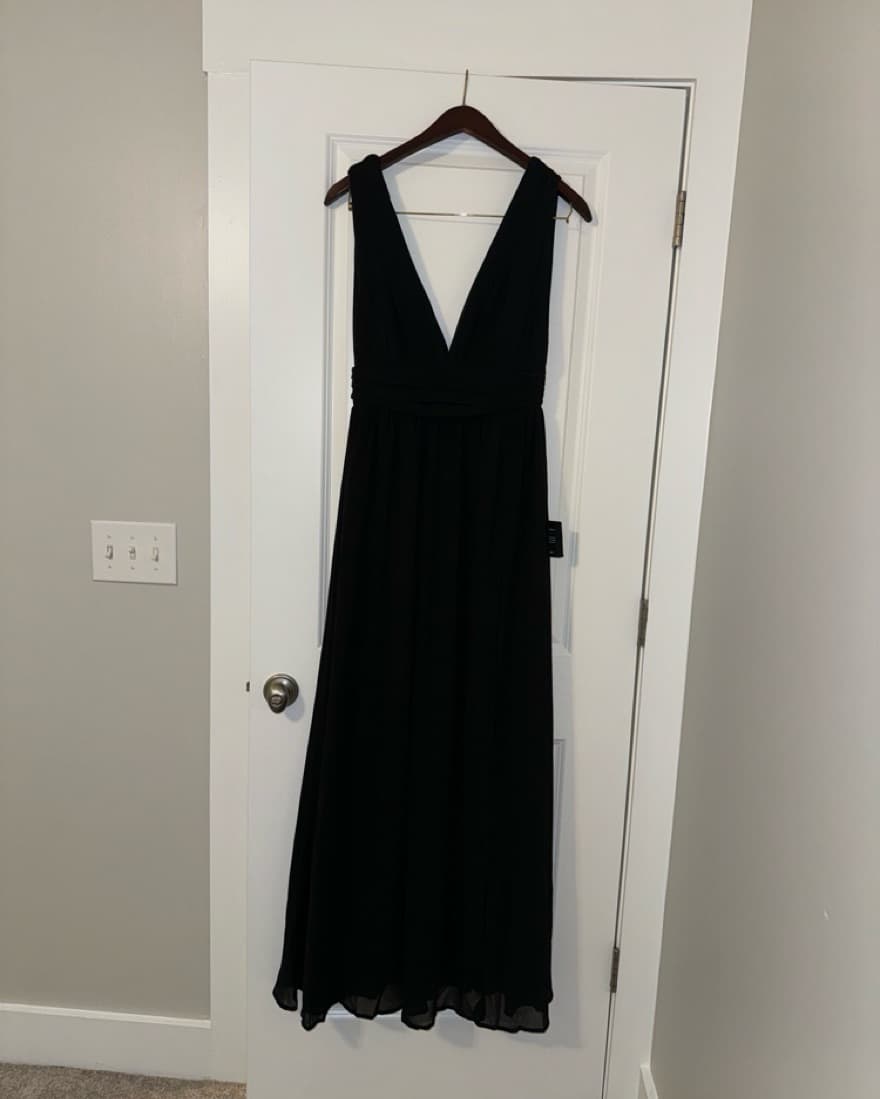 Black Lulus Long Dress Size M - Image 5