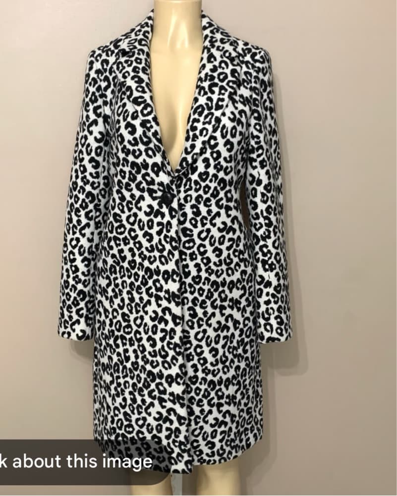 Stylish Leopard Print Coat - Image 5
