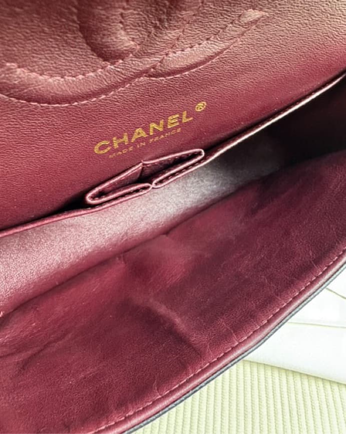 Chanel Classic Flap - Image 6