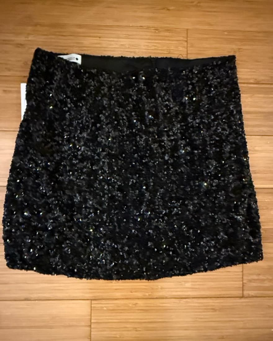 Zara Black Mini Sequin Skirt. NWT - Image 3