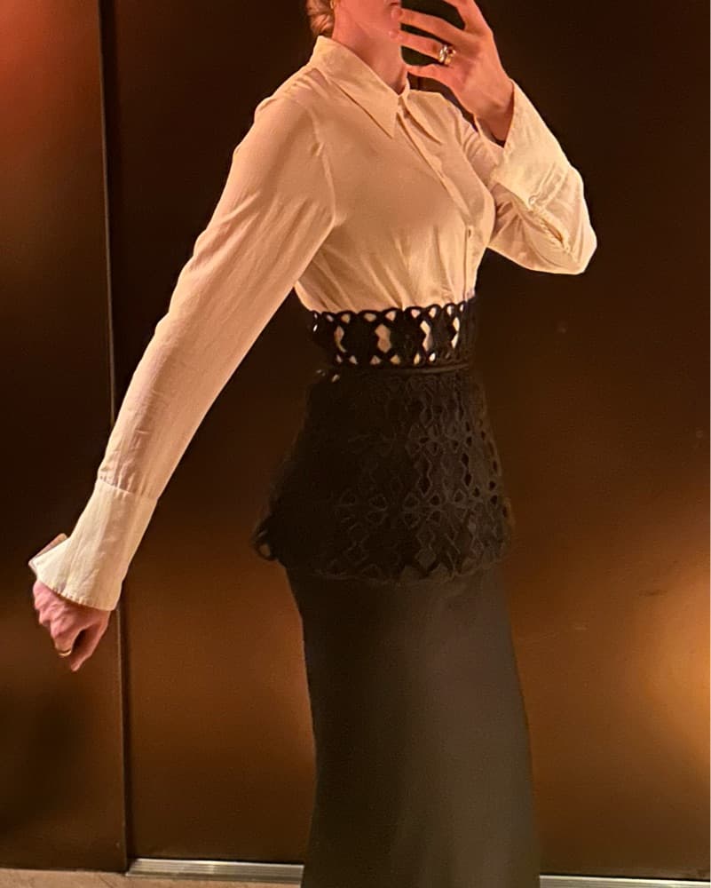Black Pencil Skirt and belt set corsage  - Image 1
