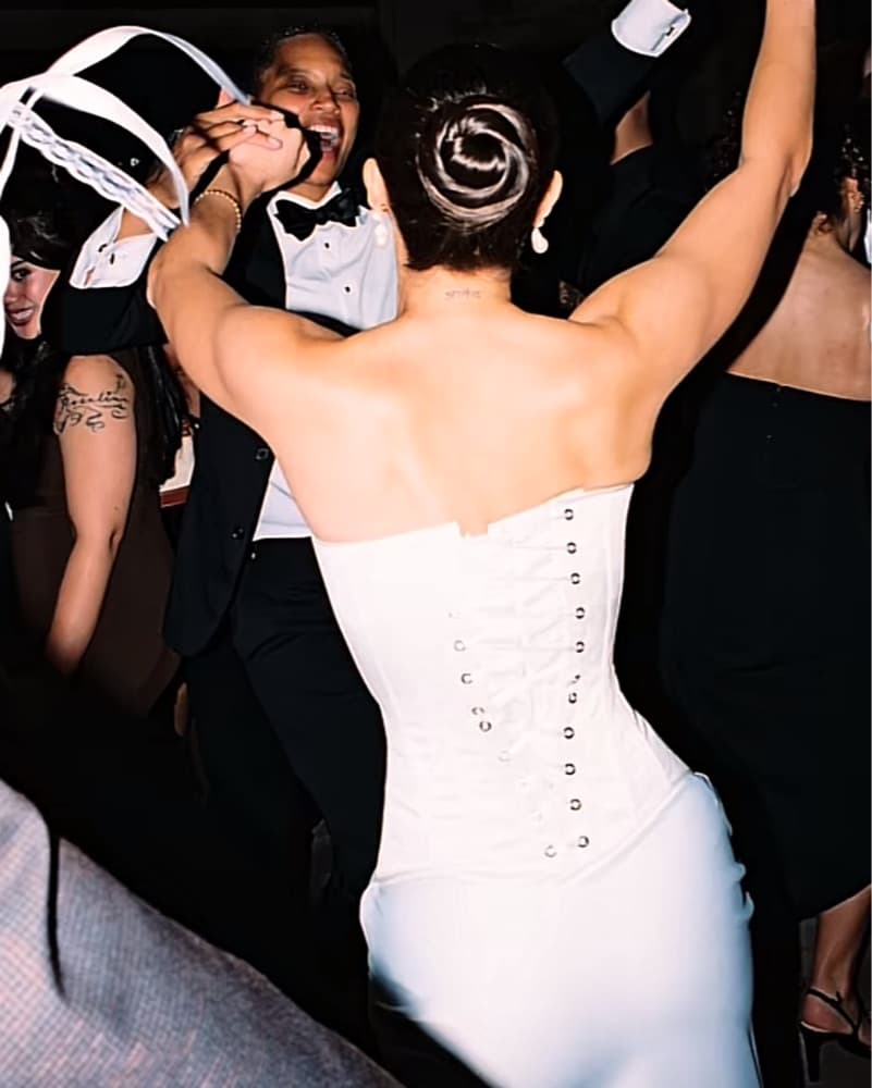 Silk Ivory Bridal Gown (Corset+Skirt) - Image 4