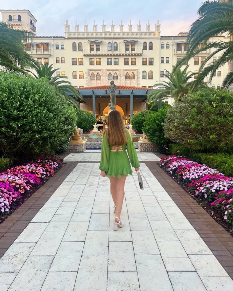 Chic Le Frique Gaia Mini Dress Pistachio - Image 3