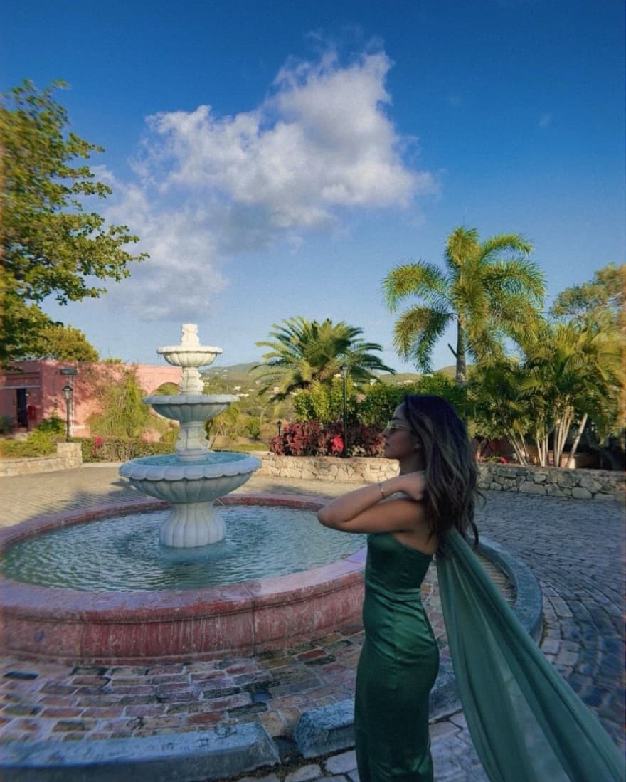 Elegant Green Maxi Dress with Flowing Scarf - Image 3