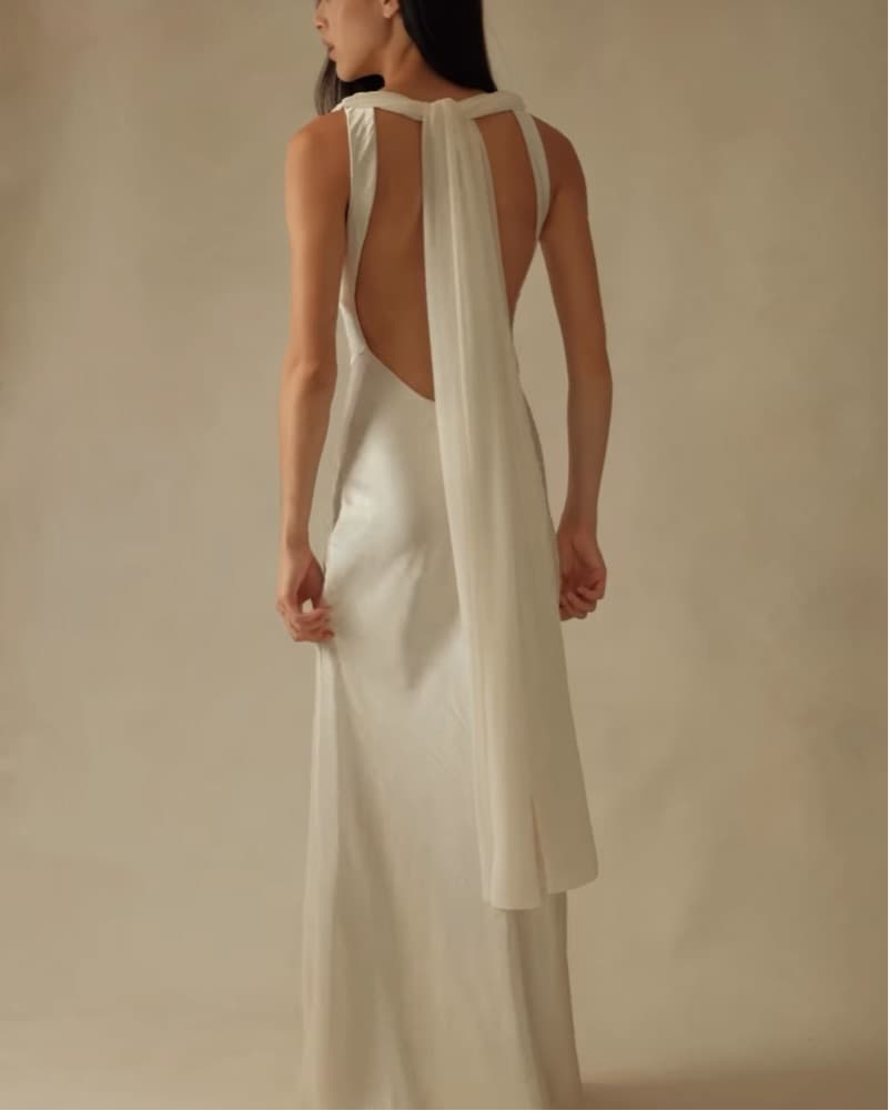 Elegant Minimalist White Gown - Image 3