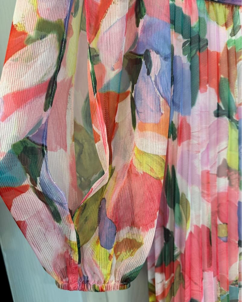 Vibrant Floral Pleated Maxi Dress - Image 4