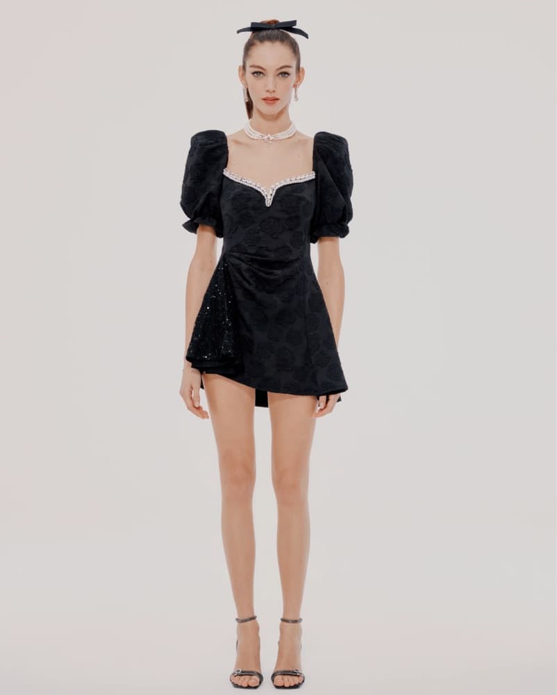 Elegant Black Puff Sleeve Cocktail Dress - Image 2
