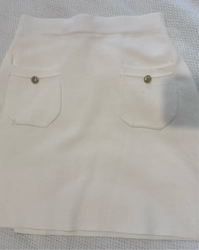 Elegant White Tweed Two Piece  - Image 4
