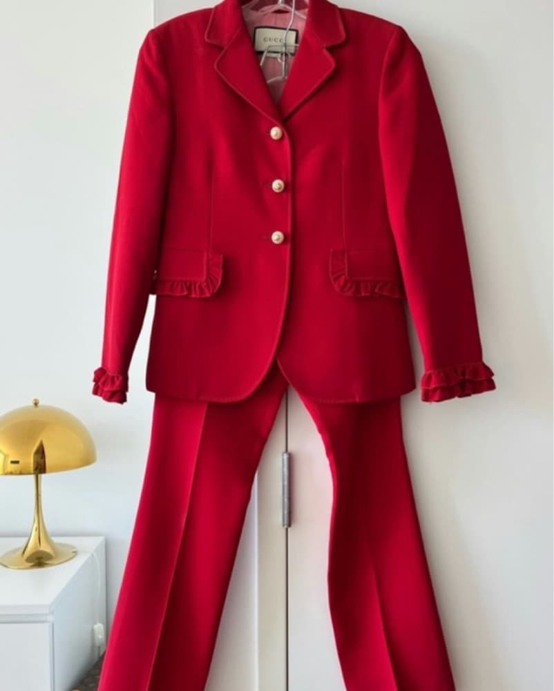 GUCCI Red Suit – Alessandro Michele 2016 - Image 6