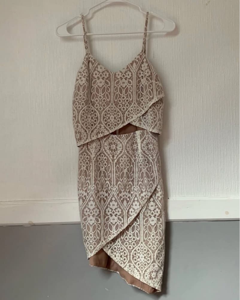 Elliat Lace Mini Dress - Image 3