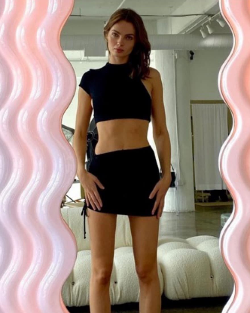 Are You Am I Kyne Skirt - Image 4