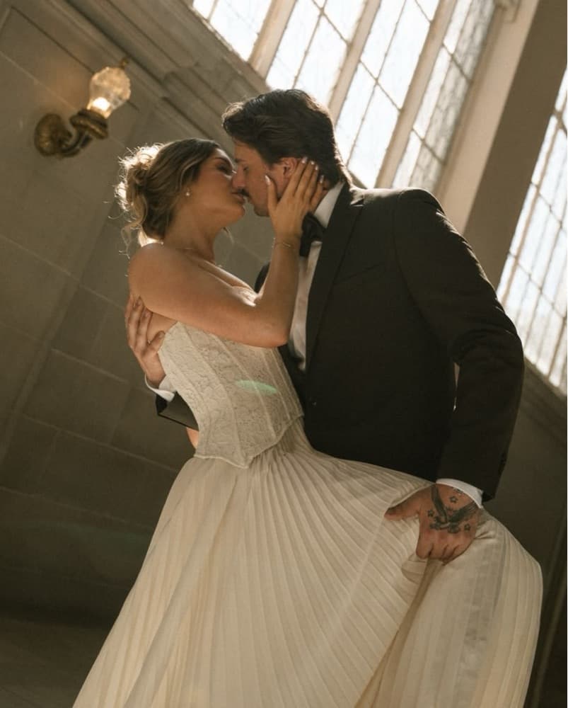 Chantilly lace basque corset Gown - Image 3
