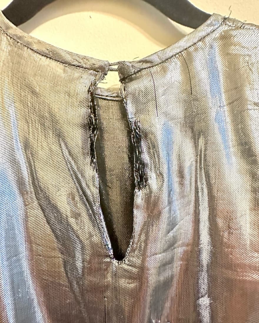 VINTAGE Liquid Chrome Lamé Blouse - Image 3