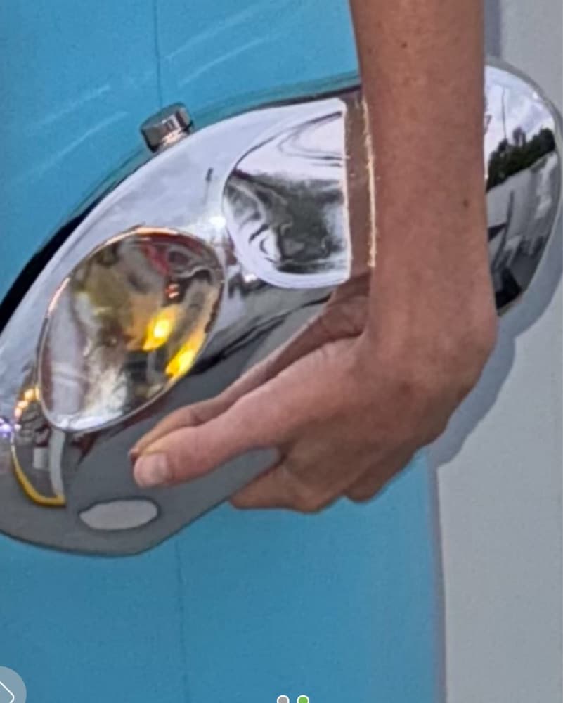 Silver Clutch - Image 2