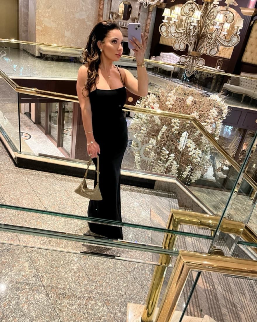 Alice & Olivia Black Gown  - Image 3