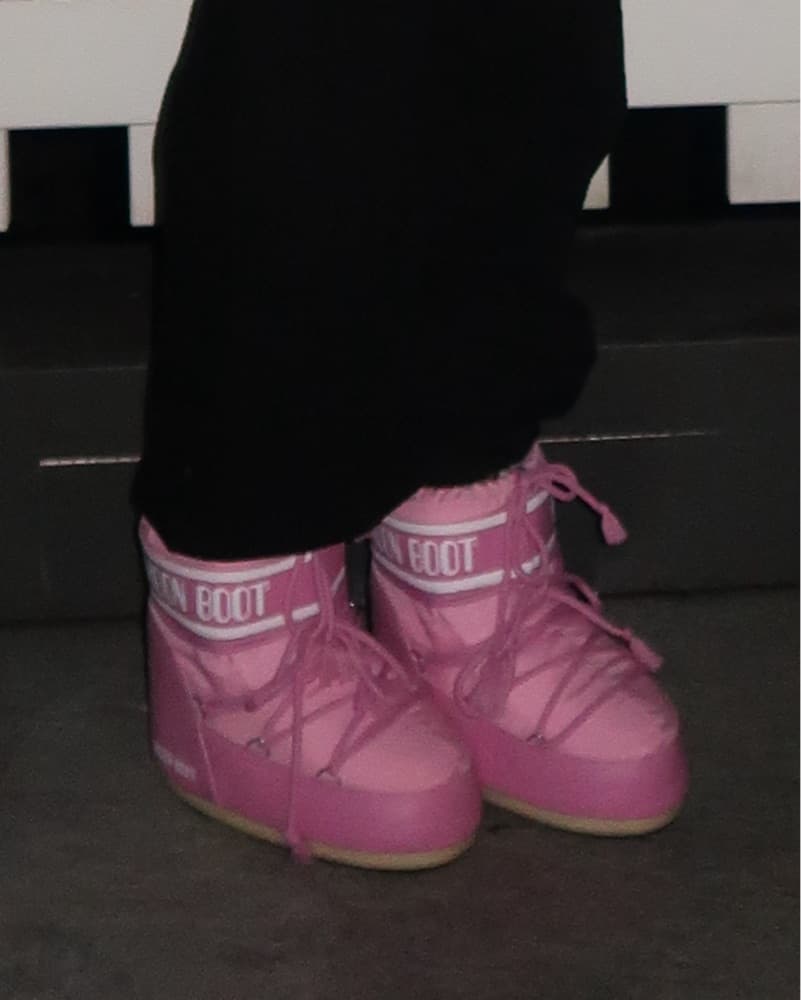 Moon Boots - Image 3